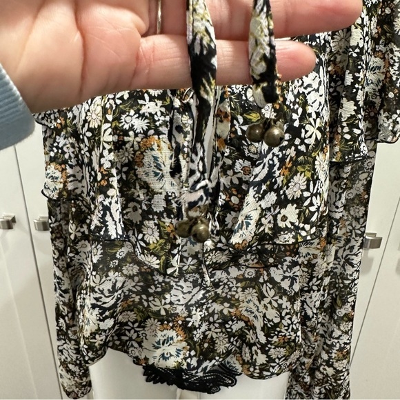 Intimately Free People Say It To Me Floral Bodysuit Size Medium - Picture 11 of 13
